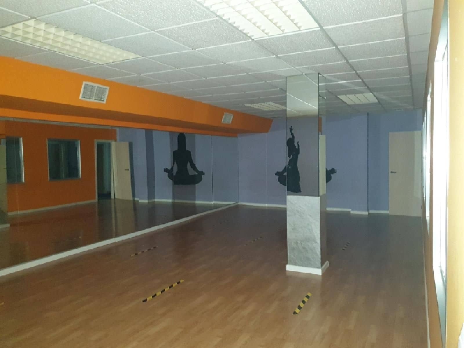 Commercieel te koop in San Antonio de Benageber - € 365.000 (Ref: 9471291)