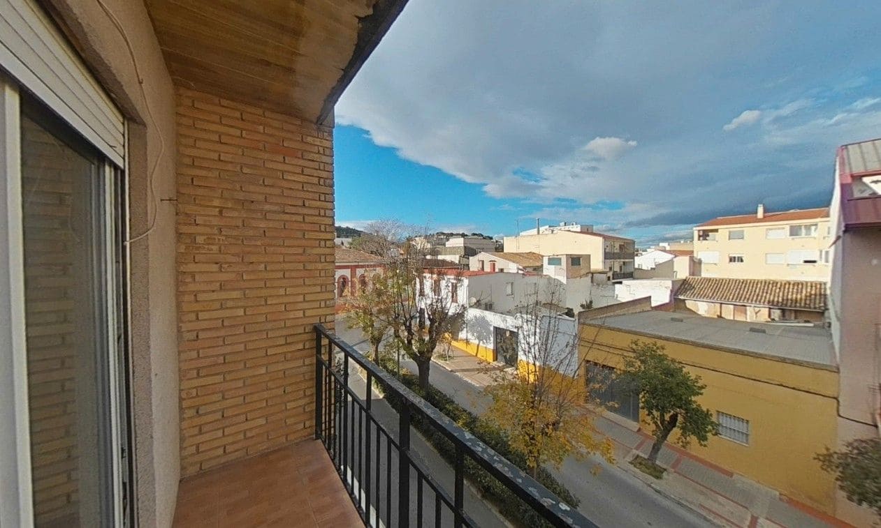 3 soverom Leilighet til salgs i Chiva - € 82 000 (Ref: 9525300)