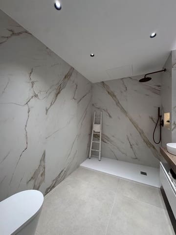 4 soveværelse Lejlighed til salg i Russafa, Valencia by - € 1.249.000 (Ref: 9542067)