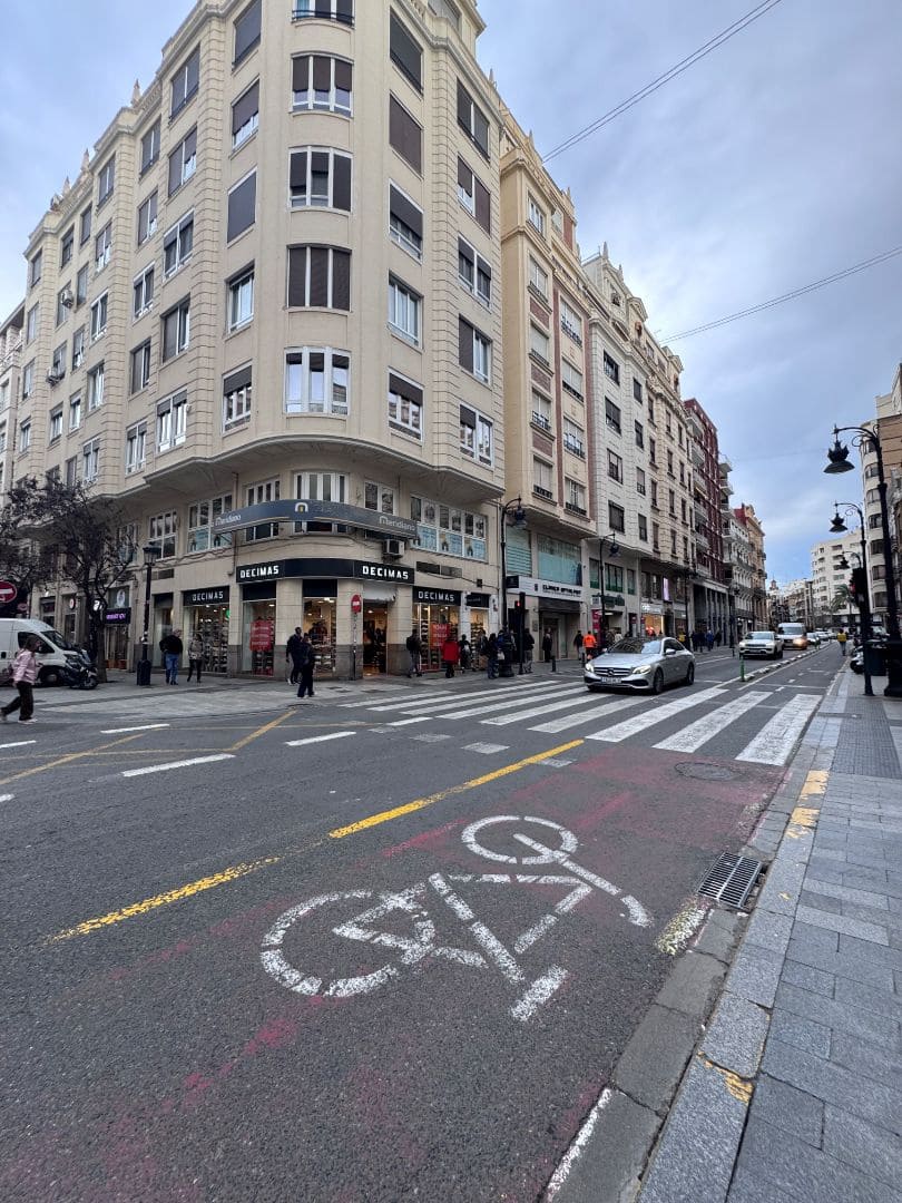 4 soveværelse Lejlighed til salg i Valencia by - € 1.249.000 (Ref: 9542067)