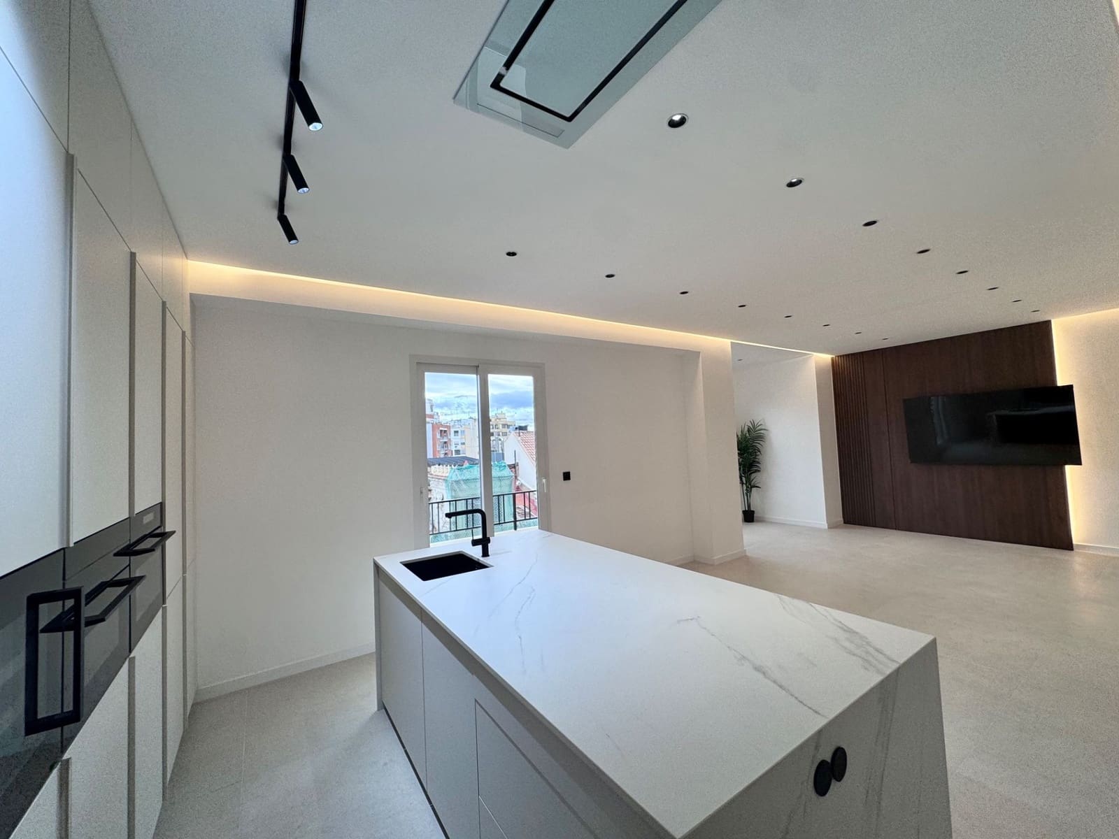 4 soveværelse Lejlighed til salg i Valencia by - € 1.249.000 (Ref: 9542067)