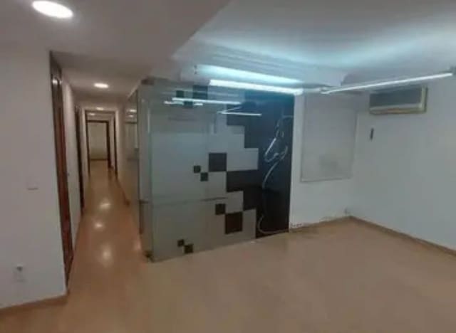 2 slaapkamer Flat te koop in Sant Francesc, Valencia stad - € 585.000 (Ref: 9603622)