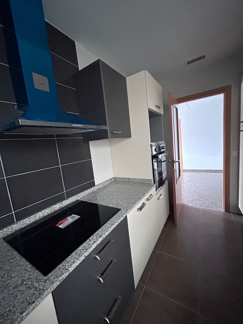 Piso de 3 habitaciones en Real en venta - 101.000 € (Ref: 9641083)