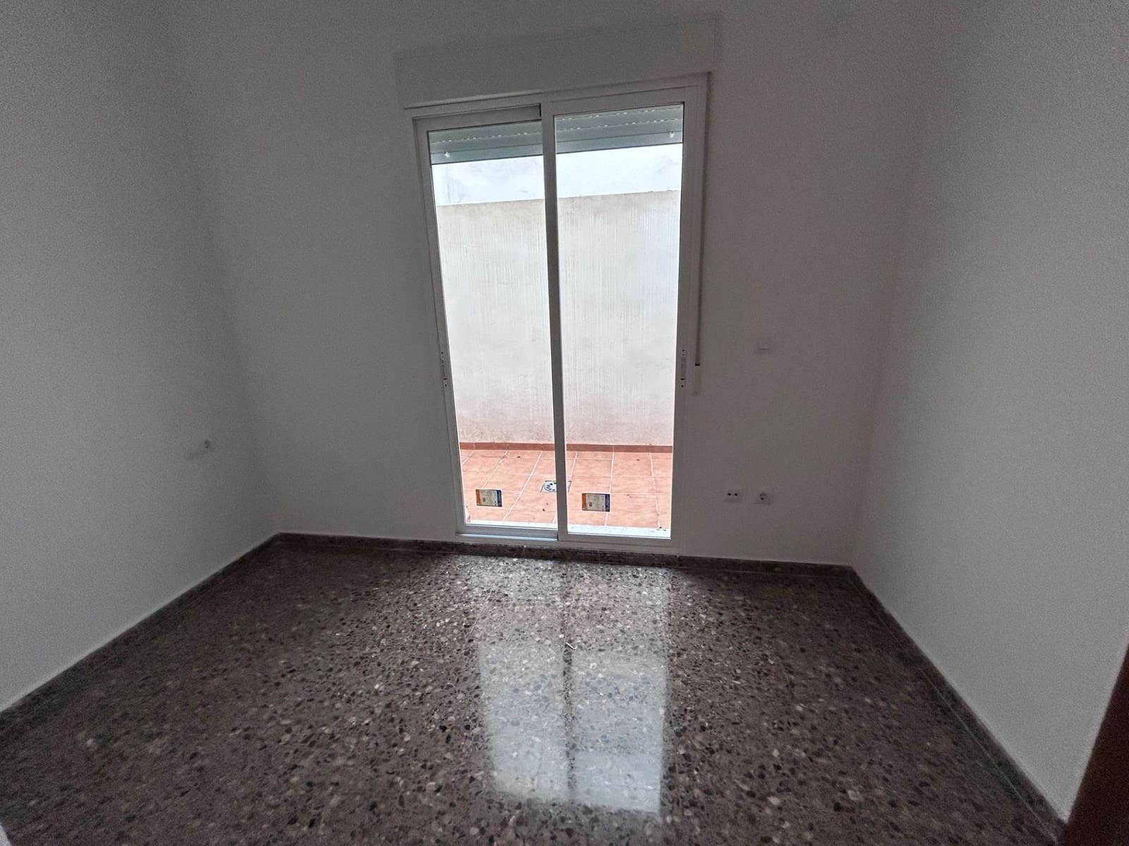 Piso de 3 habitaciones en Real en venta - 101.000 € (Ref: 9641083)