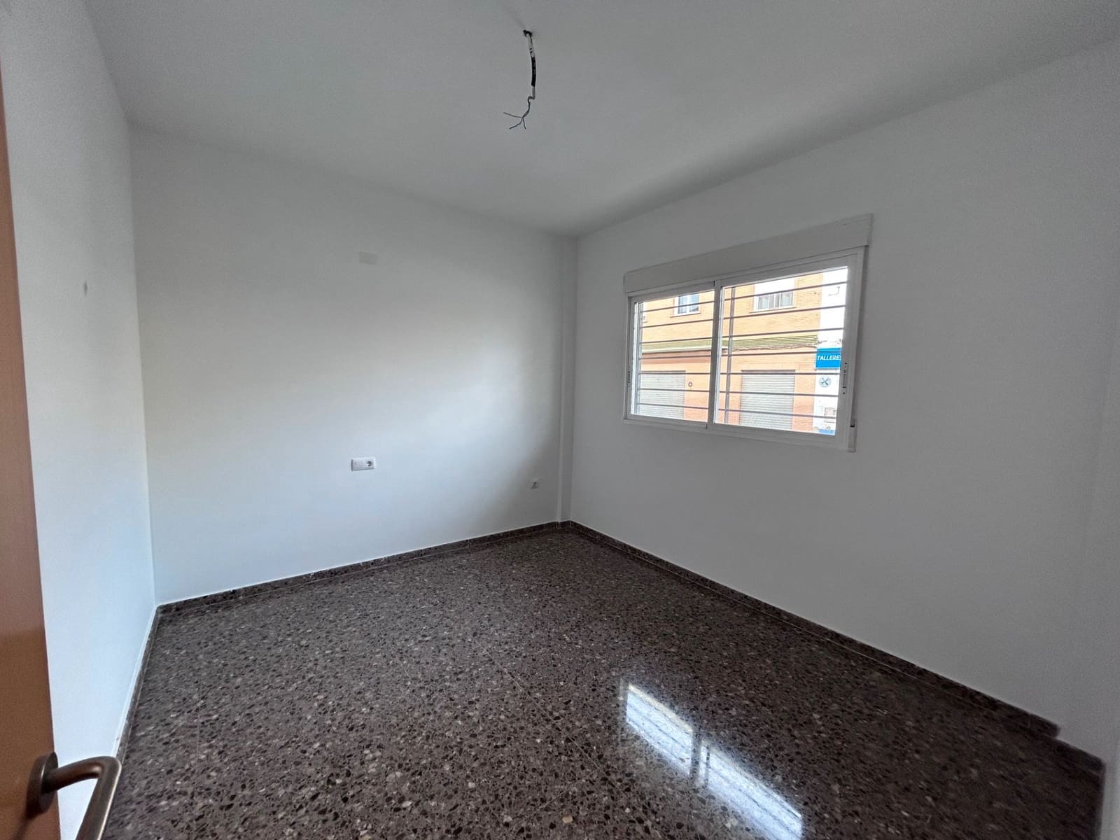 Piso de 3 habitaciones en Real en venta - 101.000 € (Ref: 9641083)