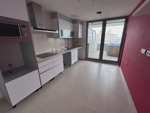 3 slaapkamer Penthouse te koop in Mislata met garage - € 560.400 (Ref: 9809424)