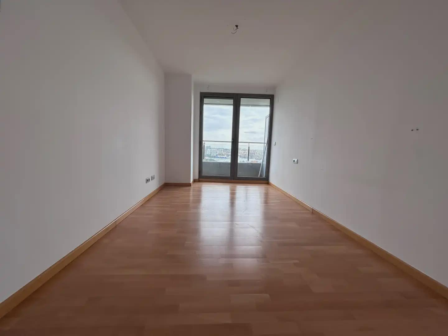 3 slaapkamer Penthouse te koop in Mislata met garage - € 560.400 (Ref: 9809424)