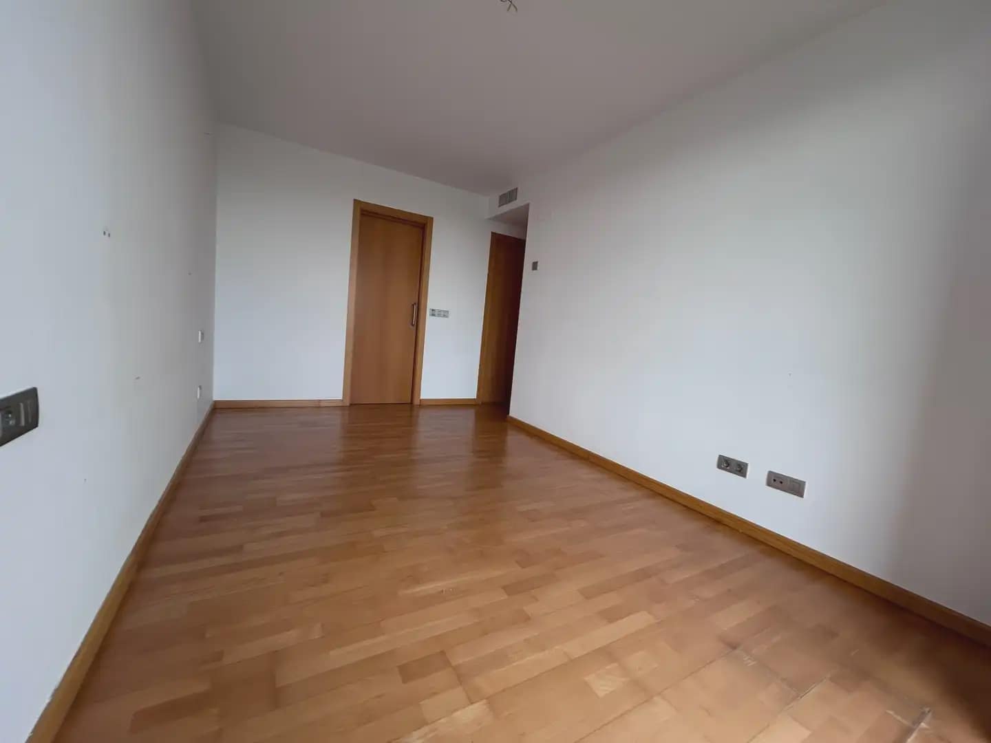 3 slaapkamer Penthouse te koop in Mislata met garage - € 560.400 (Ref: 9809424)