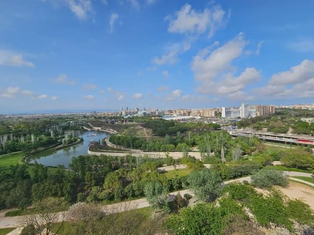 3 slaapkamer Penthouse te koop in Mislata met garage - € 560.400 (Ref: 9809424)