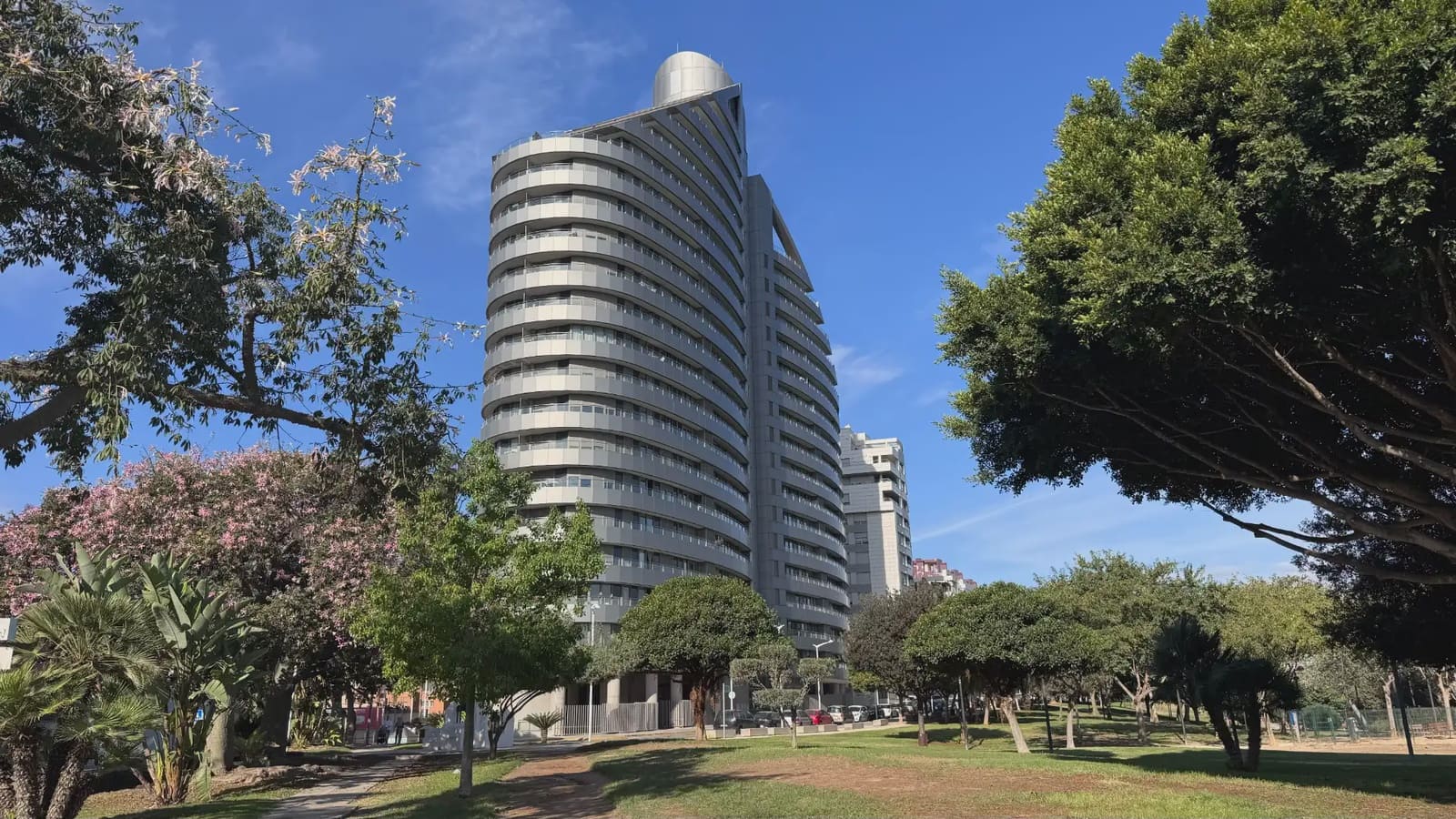 3 slaapkamer Penthouse te koop in Mislata met garage - € 560.400 (Ref: 9809424)