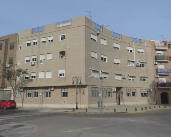 3 chambre Appartement à vendre à Aldaia - 156 000 € (Ref: 9820981)