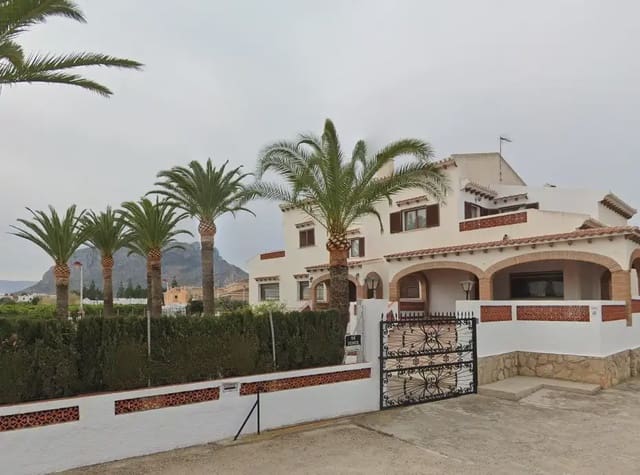 5 sovrum Villa till salu i Els Poblets med garage - 567 000 € (Ref: 9841942)