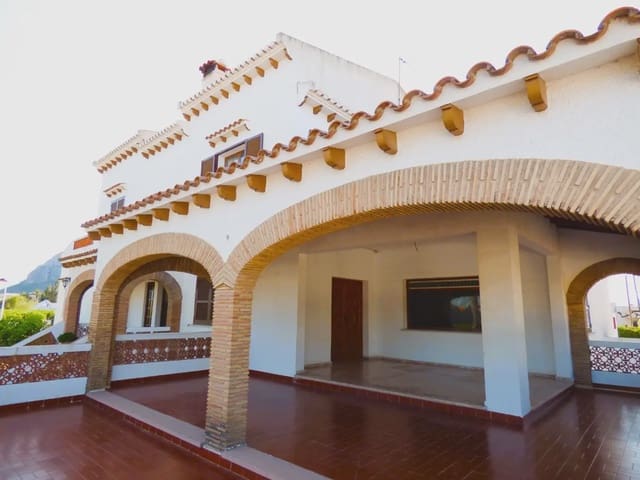5 sovrum Villa till salu i Els Poblets med garage - 567 000 € (Ref: 9841942)