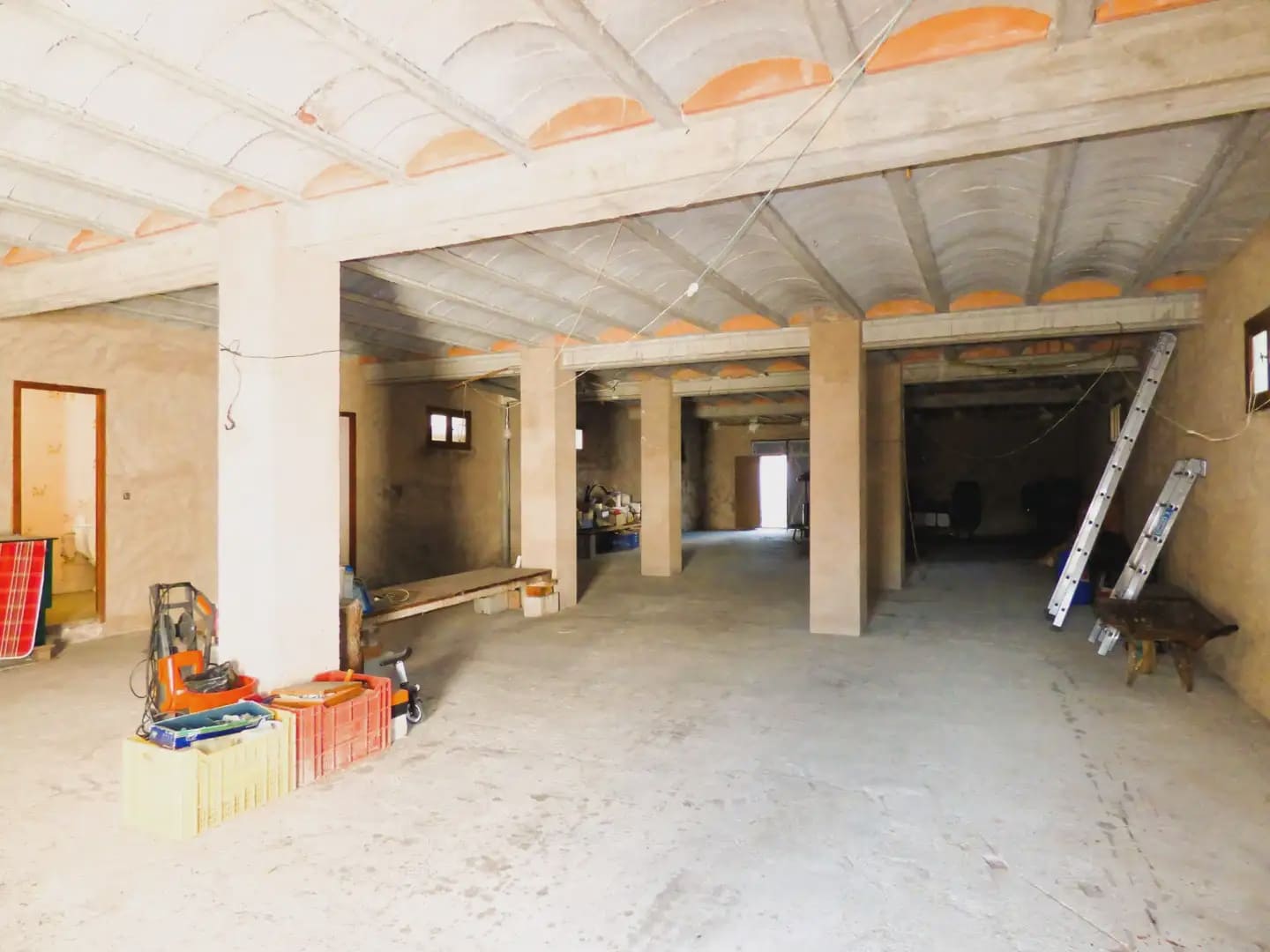 5 bedroom Villa for sale in Els Poblets with garage - € 567,000 (Ref: 9841942)