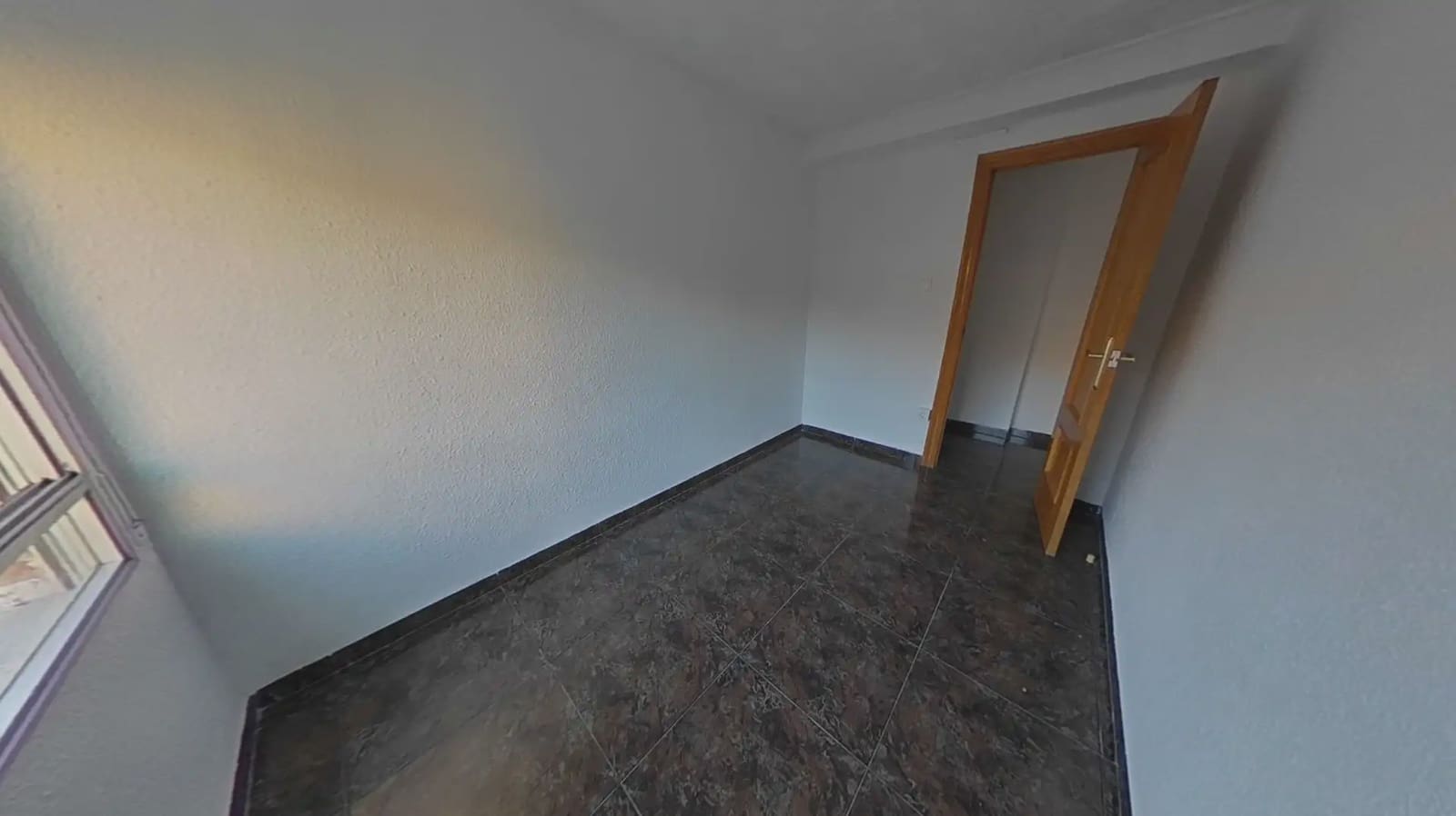 3 soveværelse Lejlighed til salg i Valencia by - € 245.000 (Ref: 9850407)