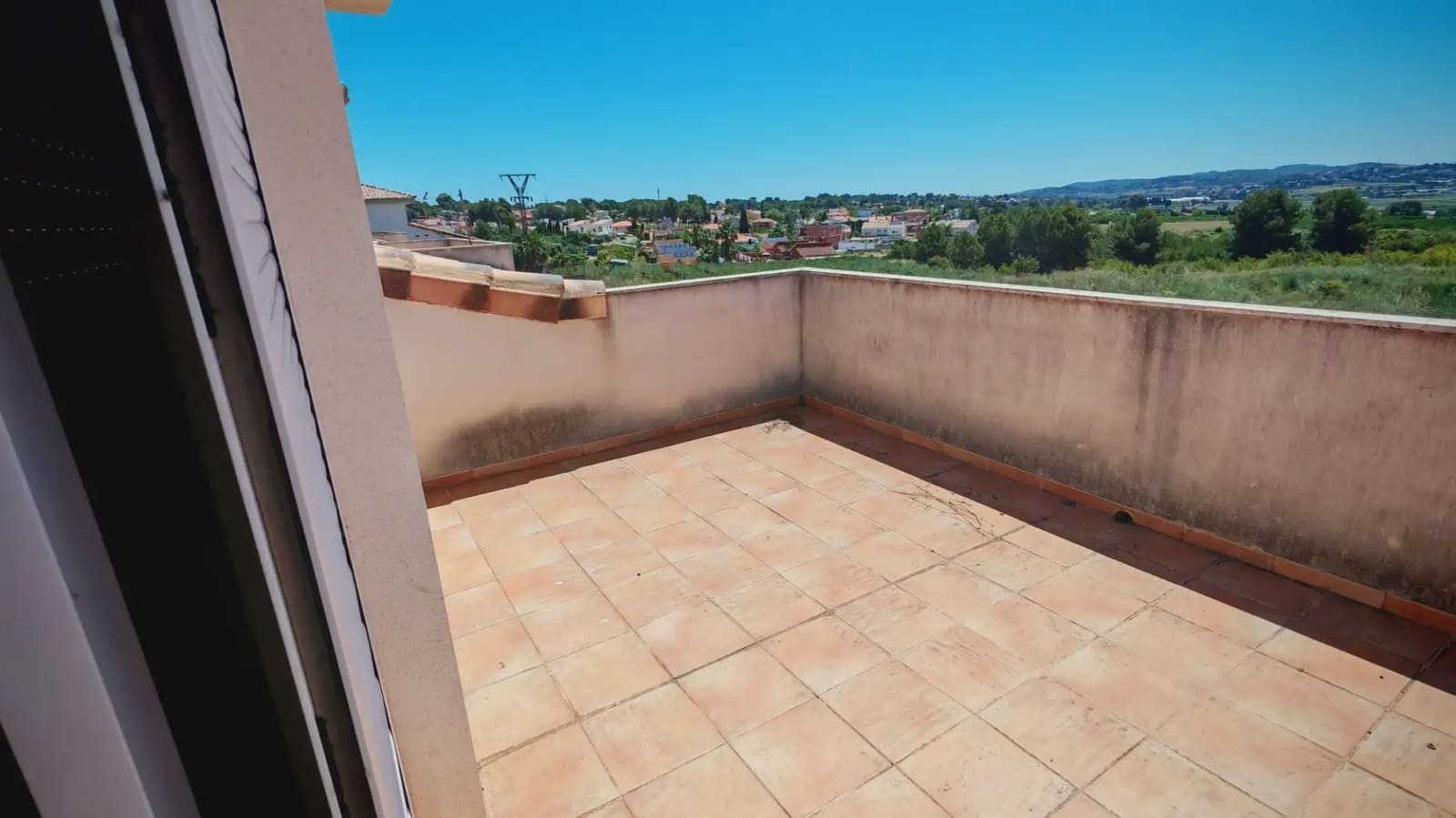 Pareado de 3 habitaciones en Montserrat en venta con garaje - 290.000 € (Ref: 9863853)