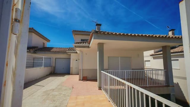 Pareado de 3 habitaciones en Montserrat en venta con garaje - 290.000 € (Ref: 9863853)