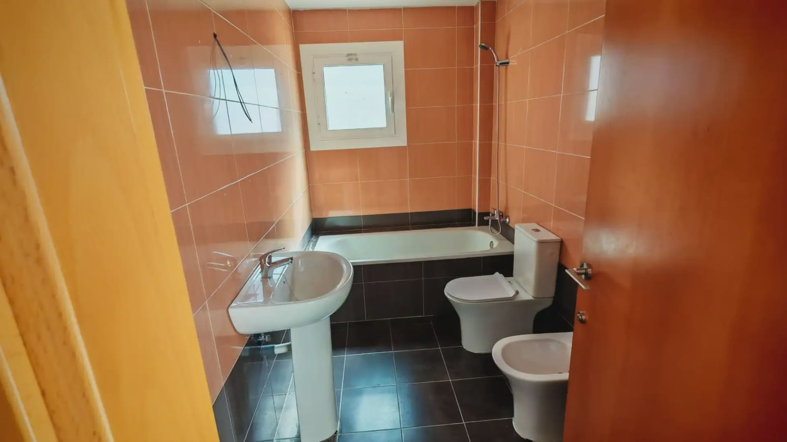 Pareado de 3 habitaciones en Montserrat en venta con garaje - 290.000 € (Ref: 9863853)