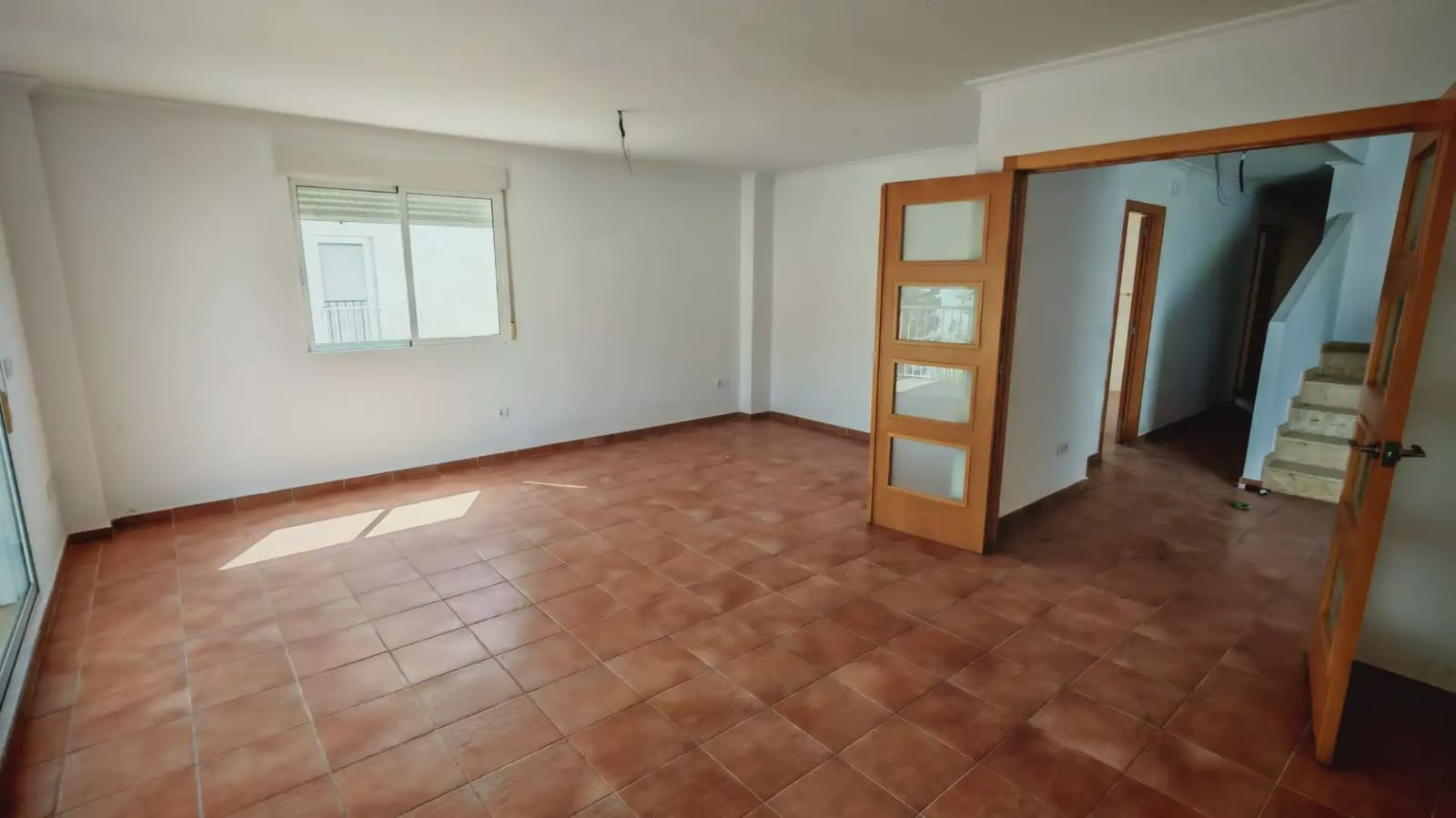 Pareado de 3 habitaciones en Montserrat en venta con garaje - 290.000 € (Ref: 9863853)