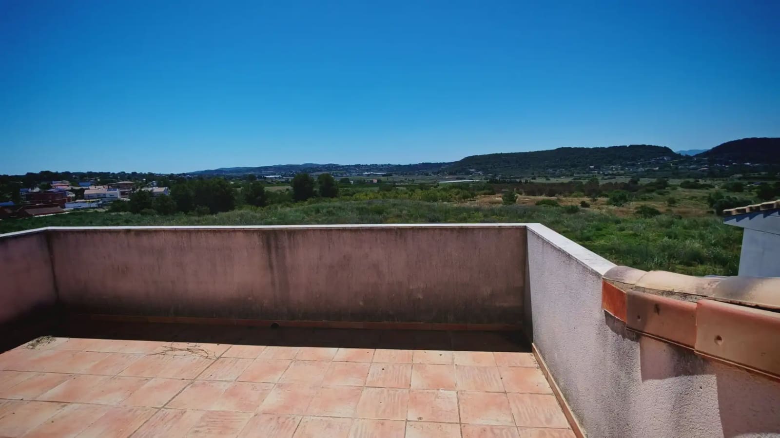 Pareado de 3 habitaciones en Montserrat en venta con garaje - 290.000 € (Ref: 9863853)