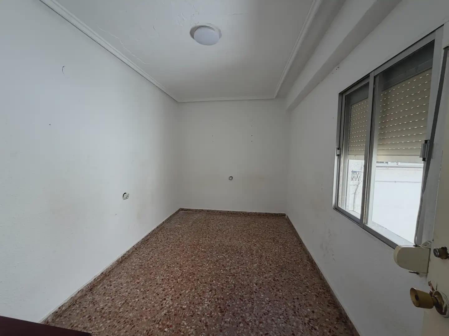 4 slaapkamer Flat te koop in Valencia stad - € 198.500 (Ref: 9866104)