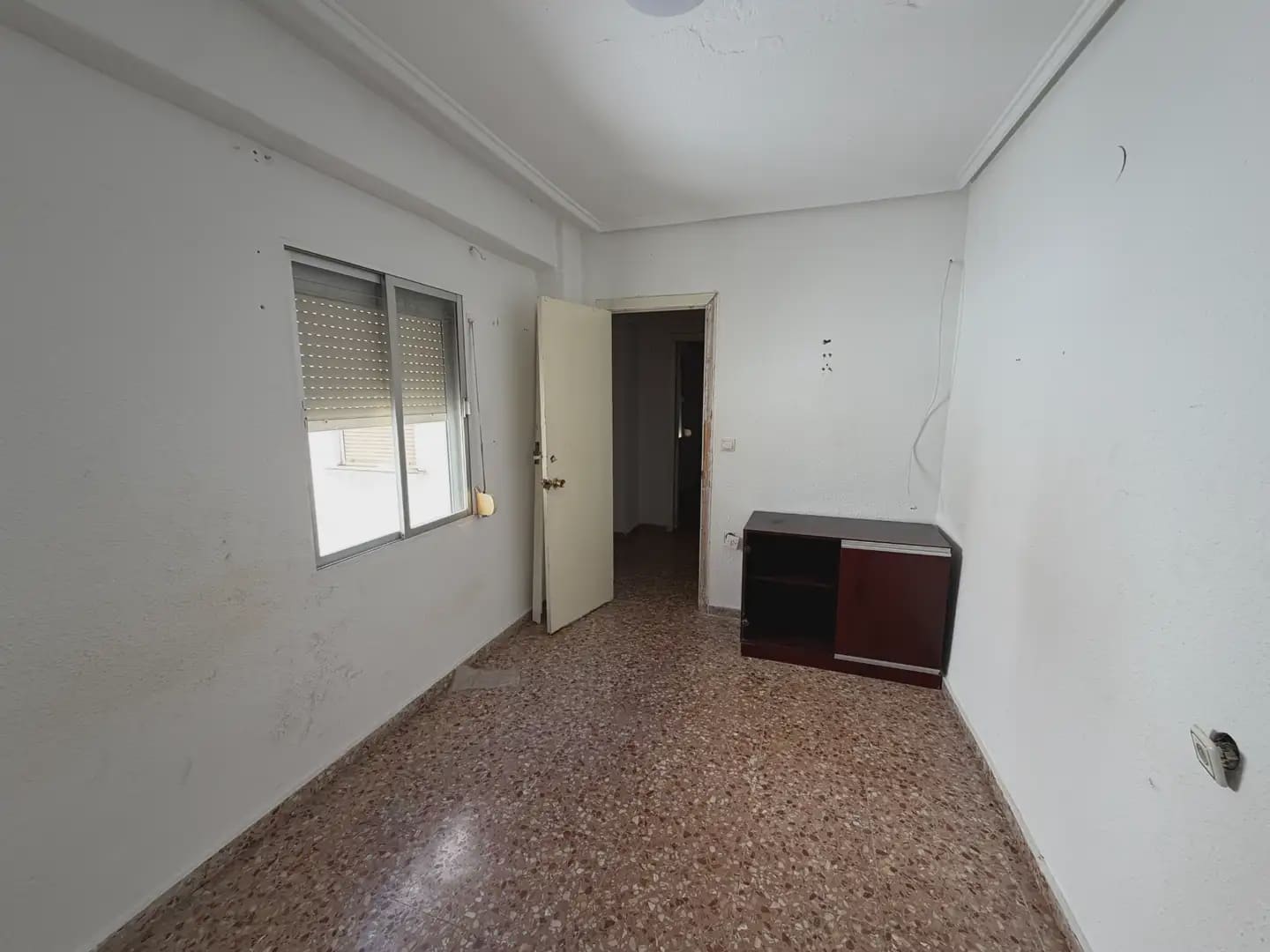 4 slaapkamer Flat te koop in Valencia stad - € 198.500 (Ref: 9866104)