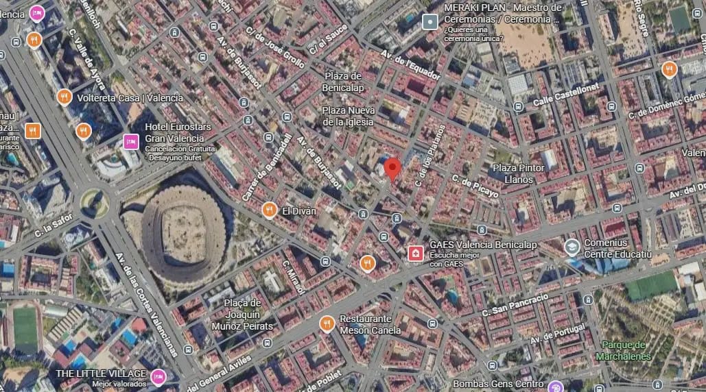 4 slaapkamer Flat te koop in Valencia stad - € 198.500 (Ref: 9866104)