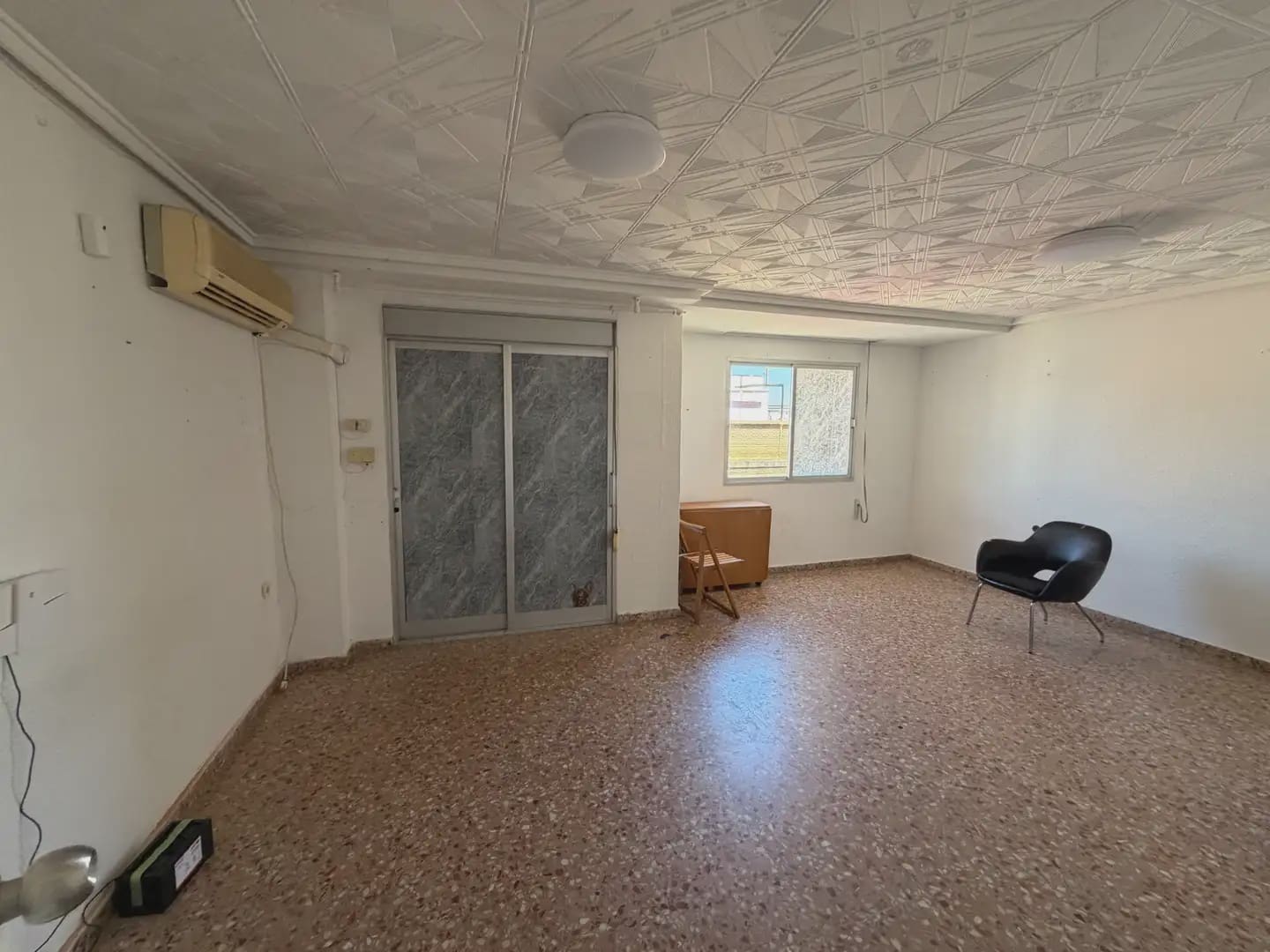 4 slaapkamer Flat te koop in Valencia stad - € 198.500 (Ref: 9866104)
