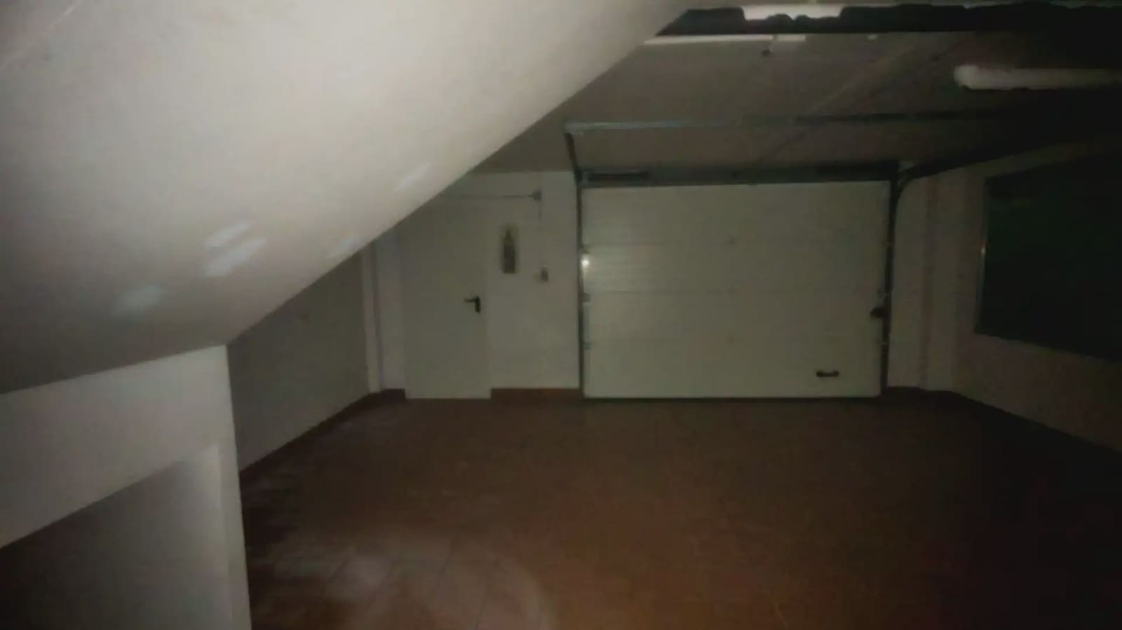 4 slaapkamer Huis te koop in Valencia stad met garage - € 243.000 (Ref: 9866160)