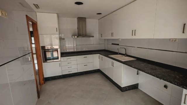 4 slaapkamer Huis te koop in El Palmar, Valencia stad met garage - € 243.000 (Ref: 9866160)