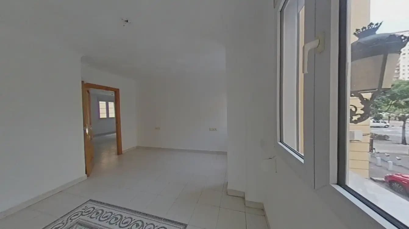 3 soveværelse Lejlighed til salg i Valencia by - € 299.000 (Ref: 9876911)