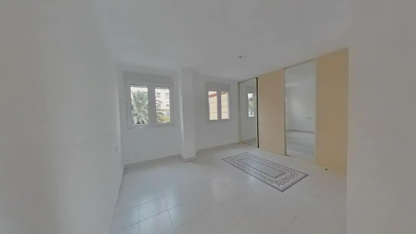 3 soveværelse Lejlighed til salg i Valencia by - € 299.000 (Ref: 9876911)