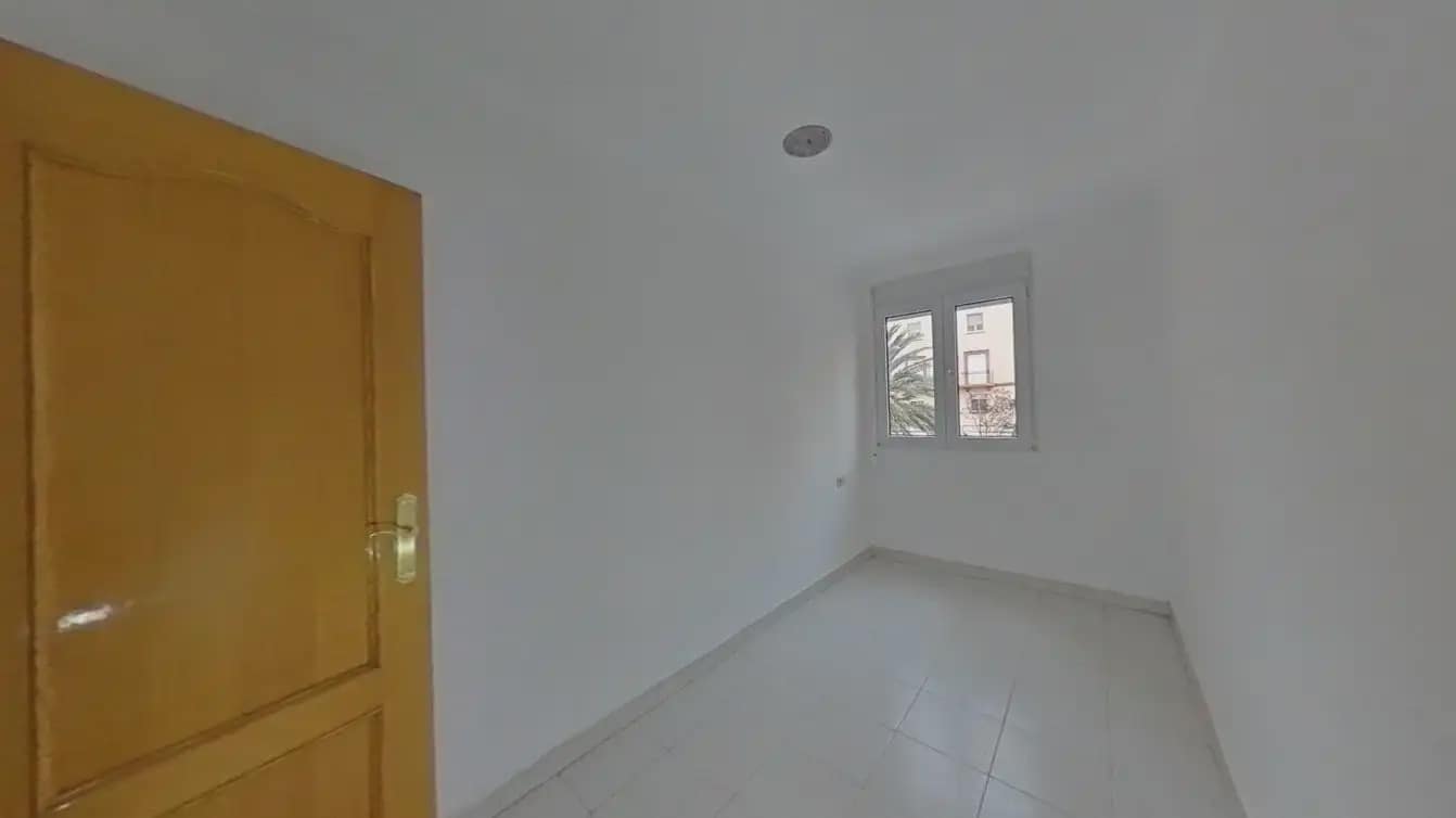 3 soveværelse Lejlighed til salg i Valencia by - € 299.000 (Ref: 9876911)
