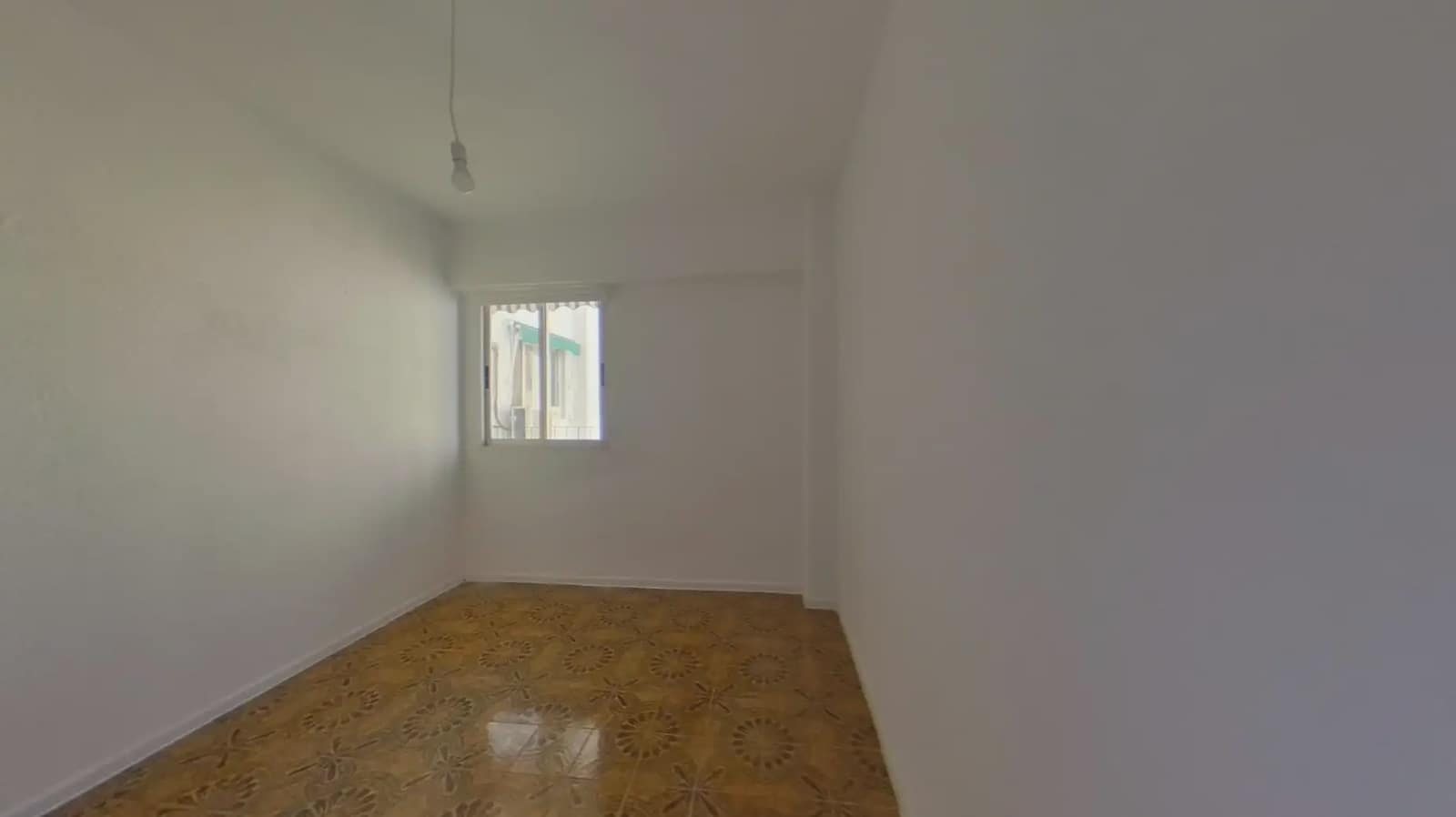 3 slaapkamer Flat te koop in Valencia stad - € 226.000 (Ref: 9893579)