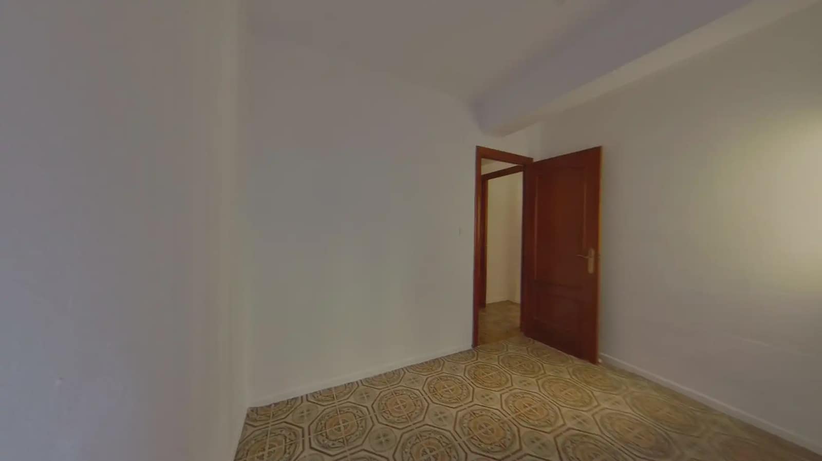 3 slaapkamer Flat te koop in Valencia stad - € 226.000 (Ref: 9893579)