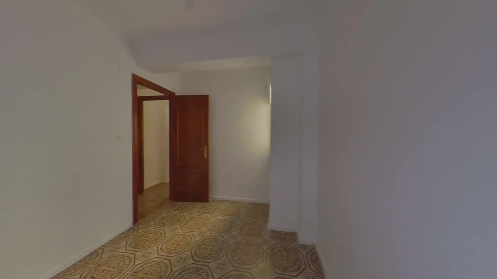 3 slaapkamer Flat te koop in Valencia stad - € 226.000 (Ref: 9893579)