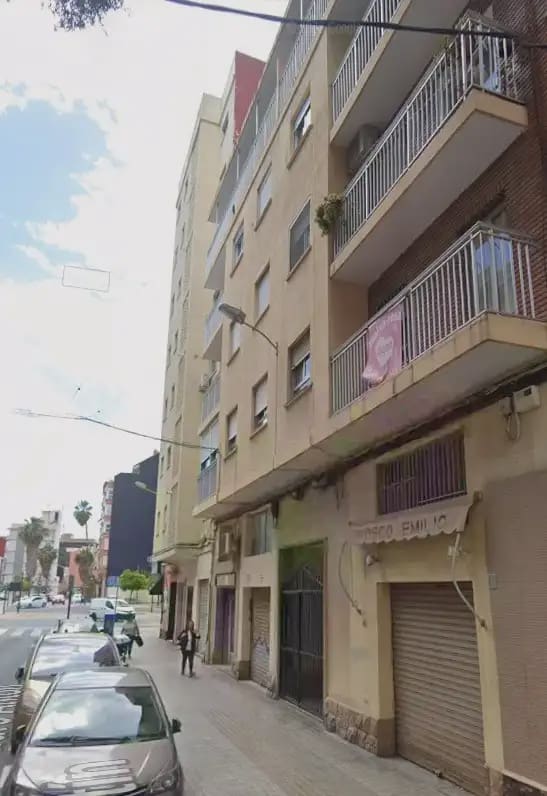 3 bedroom Flat for sale in Valencia city - € 275,000 (Ref: 9940731)