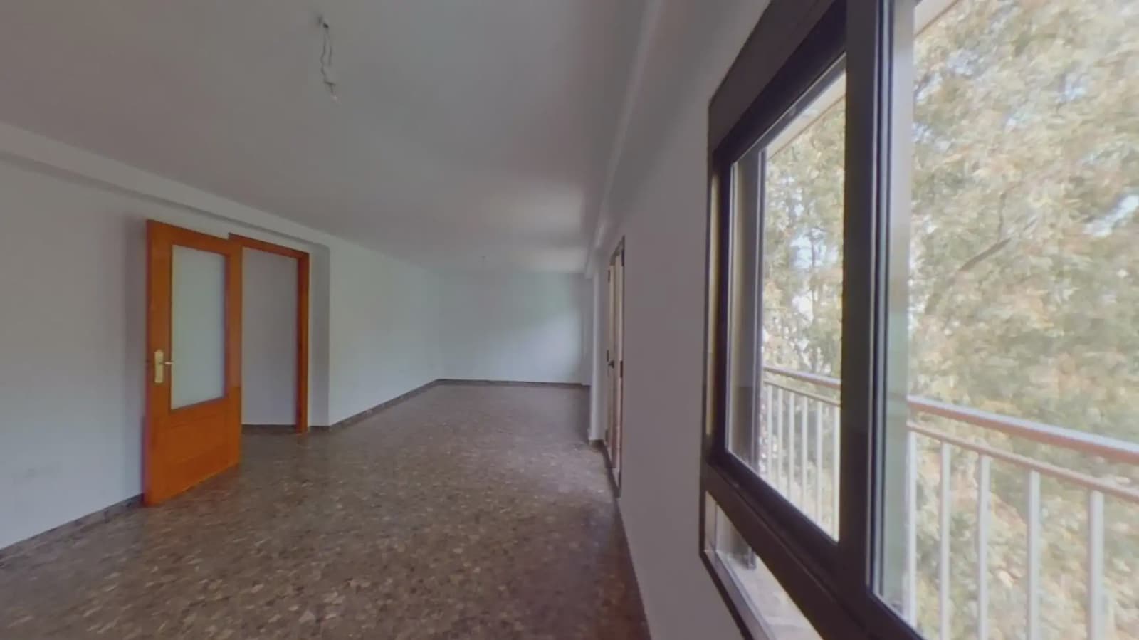 3 bedroom Flat for sale in Valencia city - € 275,000 (Ref: 9940731)