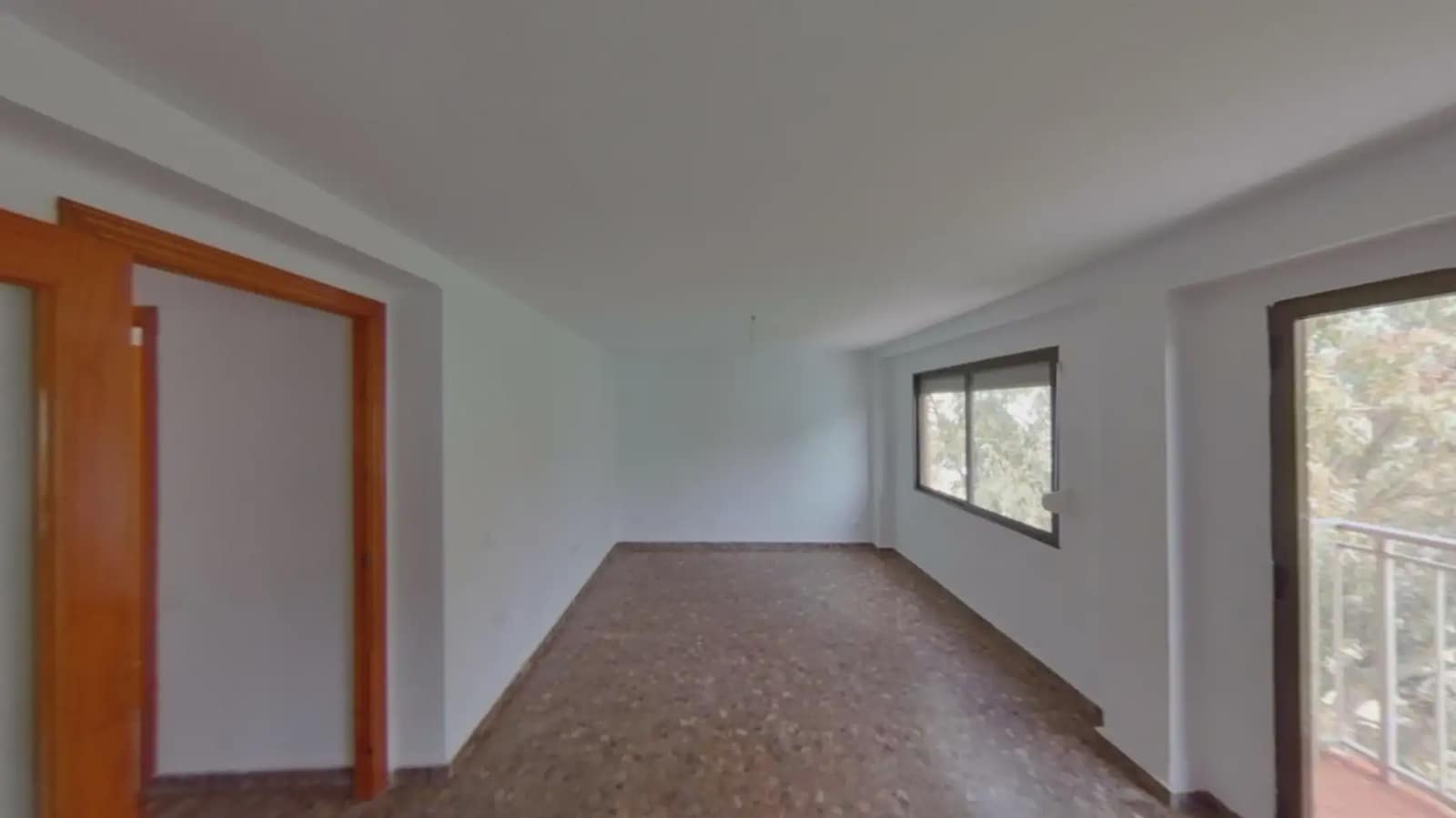 3 bedroom Flat for sale in Valencia city - € 275,000 (Ref: 9940731)