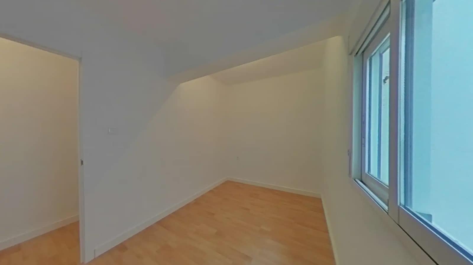3 bedroom Flat for sale in Valencia city - € 255,000 (Ref: 9940732)