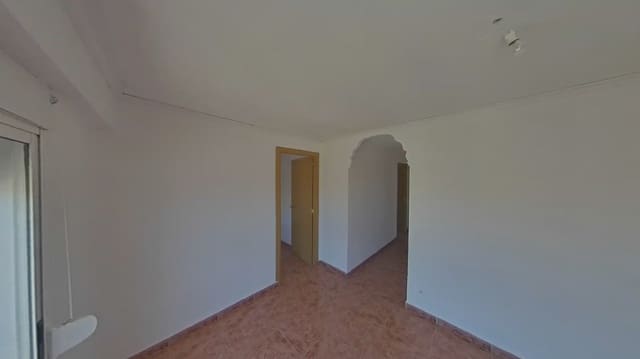 3 slaapkamer Flat te koop in La Malva-Rosa, Valencia stad - € 190.000 (Ref: 9952915)