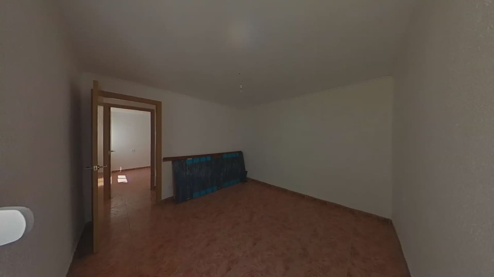 3 slaapkamer Flat te koop in Valencia stad - € 190.000 (Ref: 9952915)