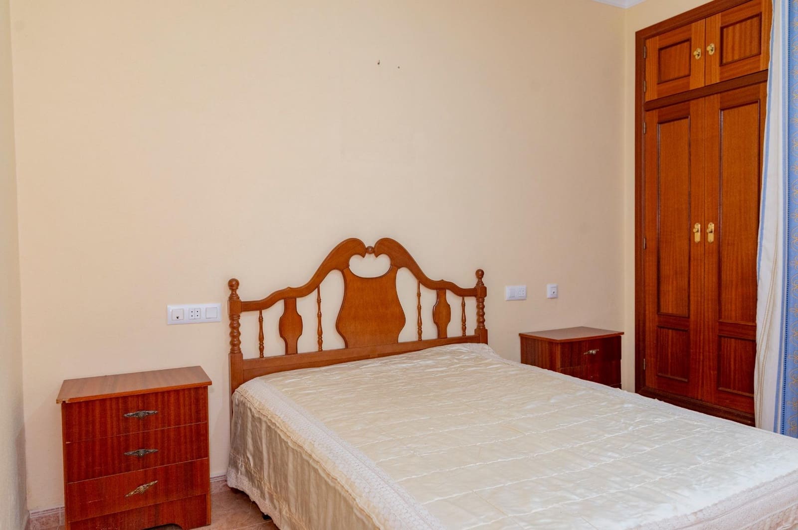 2 bedroom Townhouse for sale in Cuevas de San Marcos - € 68,000 (Ref: 10009636)