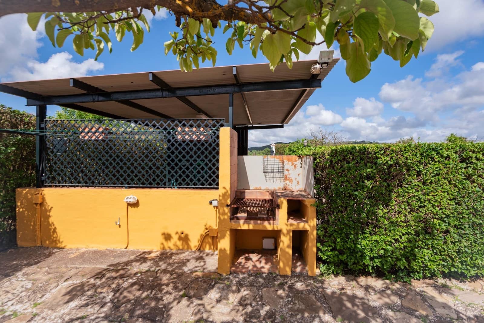 2 bedroom Finca/Country House for sale in Villanueva del Rosario - € 375,000 (Ref: 10009637)