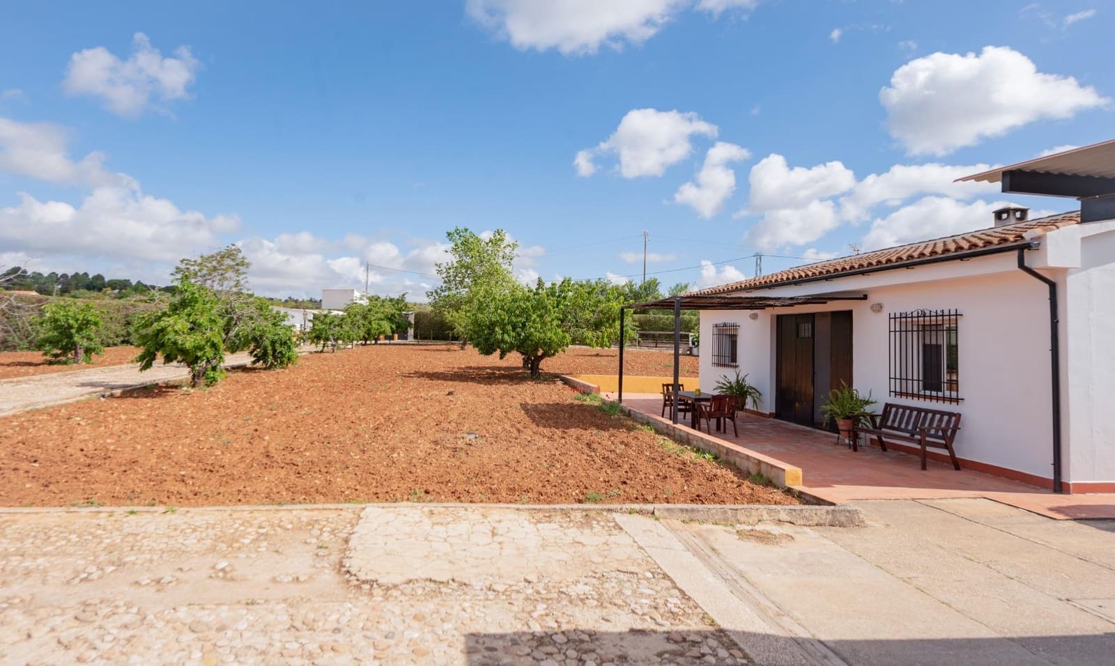 2 bedroom Finca/Country House for sale in Villanueva del Rosario - € 375,000 (Ref: 10009637)