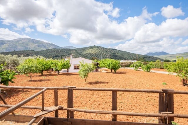 2 bedroom Finca/Country House for sale in Villanueva del Rosario - € 375,000 (Ref: 10009637)