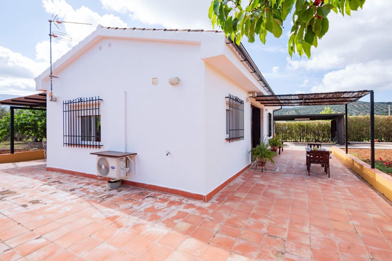 2 bedroom Finca/Country House for sale in Villanueva del Rosario - € 375,000 (Ref: 10009637)