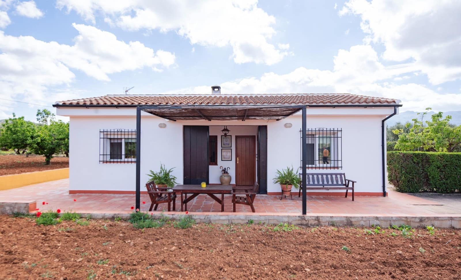 2 bedroom Finca/Country House for sale in Villanueva del Rosario - € 375,000 (Ref: 10009637)