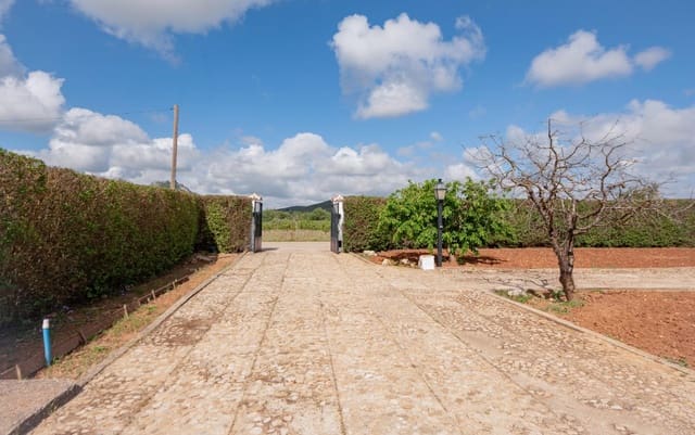 2 bedroom Finca/Country House for sale in Villanueva del Rosario - € 375,000 (Ref: 10009637)