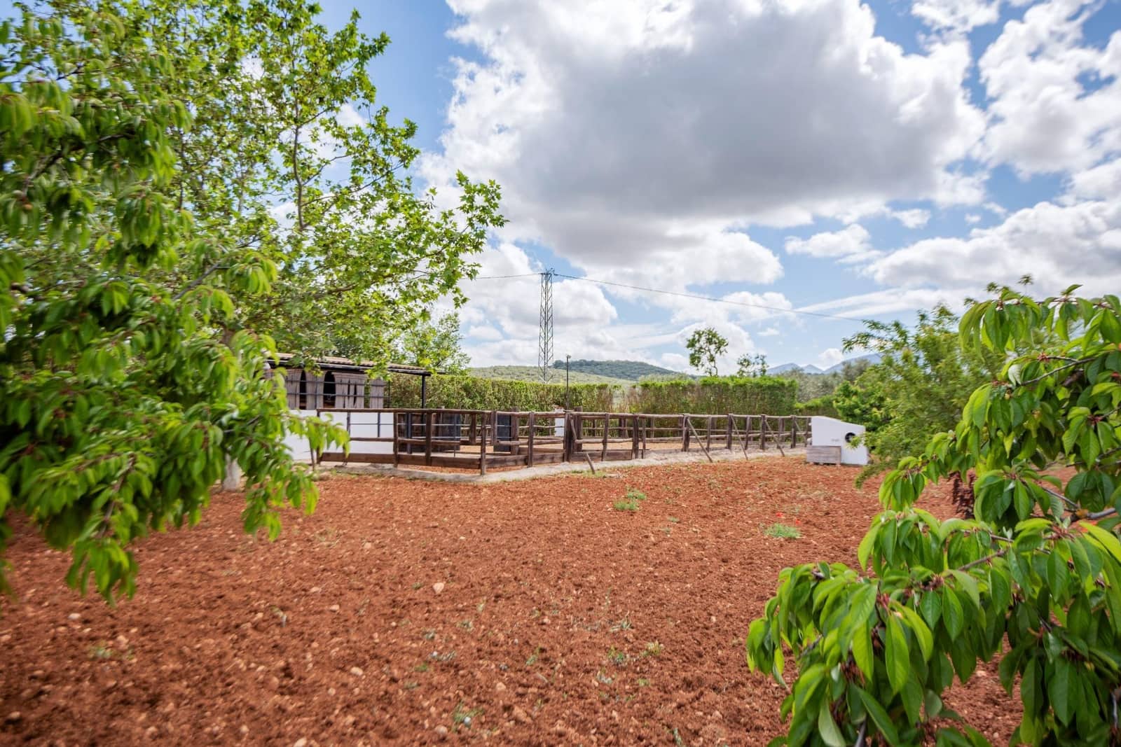 2 bedroom Finca/Country House for sale in Villanueva del Rosario - € 375,000 (Ref: 10009637)